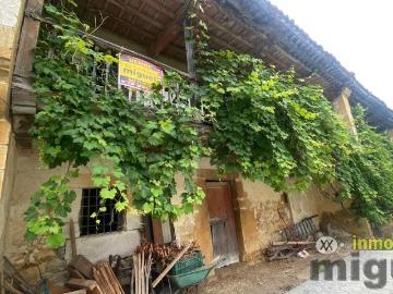 Se vende casa para reformar en Narganes, Peñamellera Baja