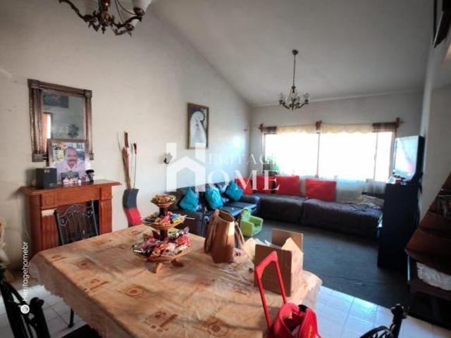 SE VENDE CASA PARA REMODELAR EN PRADERAS DE LA HACIENDA