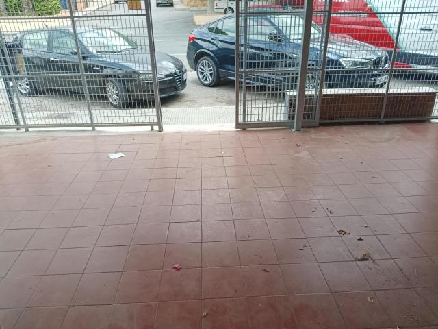 SE VENDE CASA PARA VIVIR O NEGOCIO