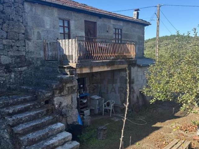 SE VENDE CASA RURAL EN O PEREIRO
