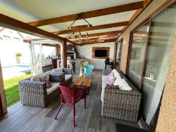 Se vende casa sector Quilamapu | 5 Dormitorios por 8600.00 en Chillán