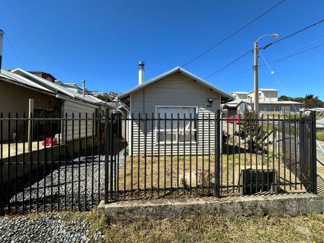 Se vende casa y departamento en Ancud