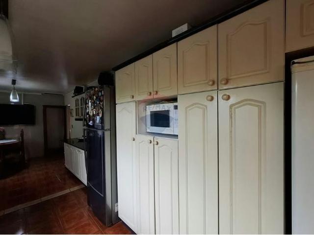 Se vende casa 2d/2b, con piezas y deptos. Interior | 3 dormitorios por 280000. 00 en Temuco