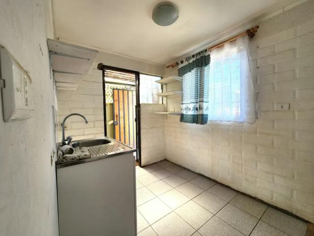 Se vende casa 2d 1b 1e san francisco de mostazal | 2 dormitorios por 75000. 00 en Mostazal
