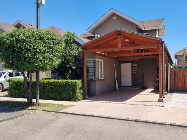 VENTA DE CASA EXCELENTE OPORTUNIDAD COND EL CEDRO 3H3B