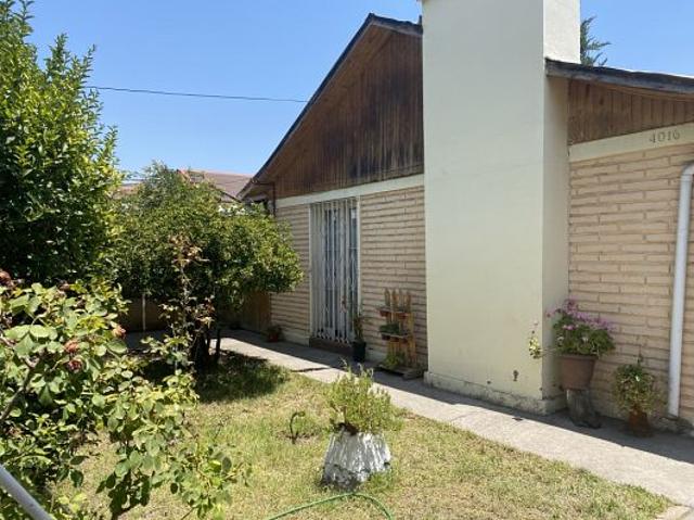 Se Vende! Casa 4D+2B en Villa Macul para remodelar