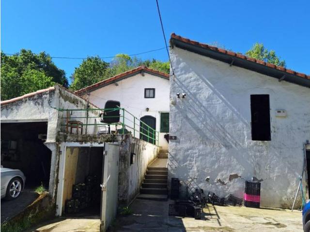 SE VENDE CASERIO CON TERRENOS EN BARRIKA