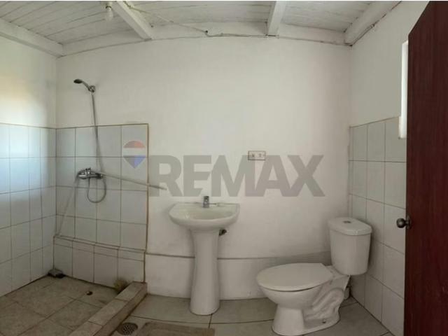 Se vende casona esquina patrimonial | 15+ dormitorios por 10300.00 en San Vicente