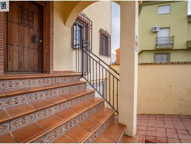 ? Se vende chalet en Ambroz – Centro del pueblo ☀️ Vegas del Genil