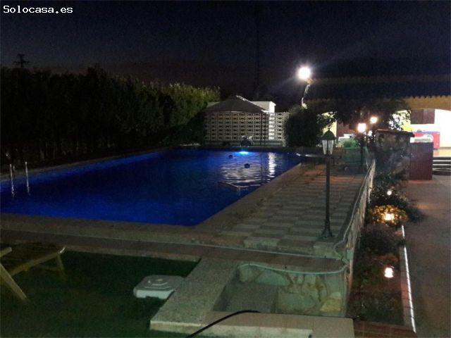Se vende chalet en Picassent, Valencia