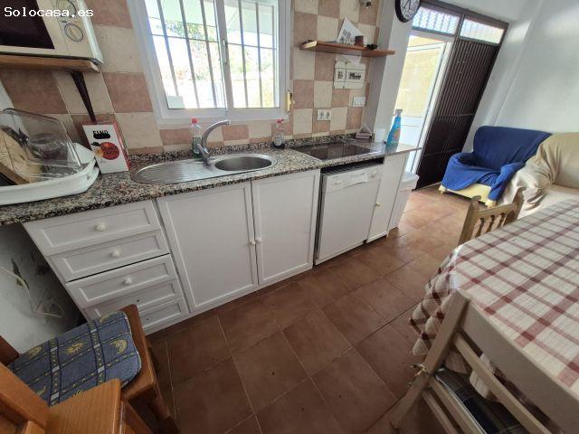 SE VENDE CHALET EN ZONA JUNTA DE LOS RÍOS