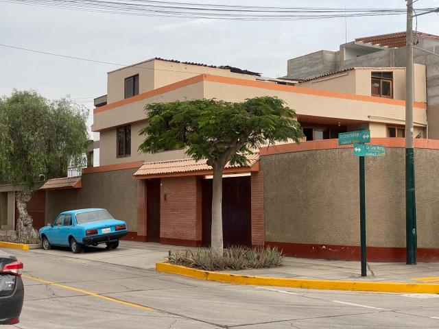 Se Vende Como Casa O Terreno