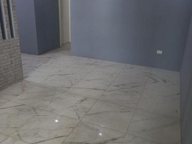 Se vende cómoda casa de un piso ubicada en Villas del Palmar, a 1 cuadra de calle Novena y 3 de UVM