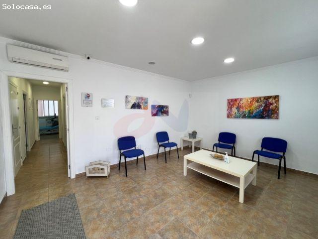 SE VENDE COMPLETAMENTE AMUEBLADA. Casa de alta gama completamente amueblada