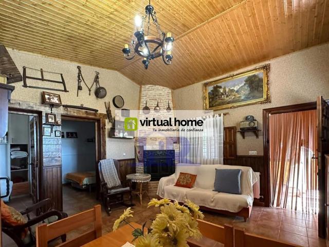 Se vende complejo turistico en Villar de Olalla. a 10 minutos de Cuenca capital Cuatro viviendas y un estudio. parcela 25.000 m2