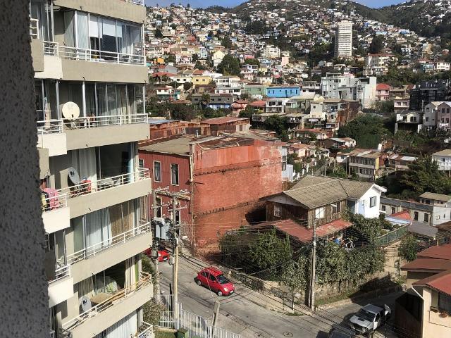 Se vende departamento 2d 2b en valparaíso