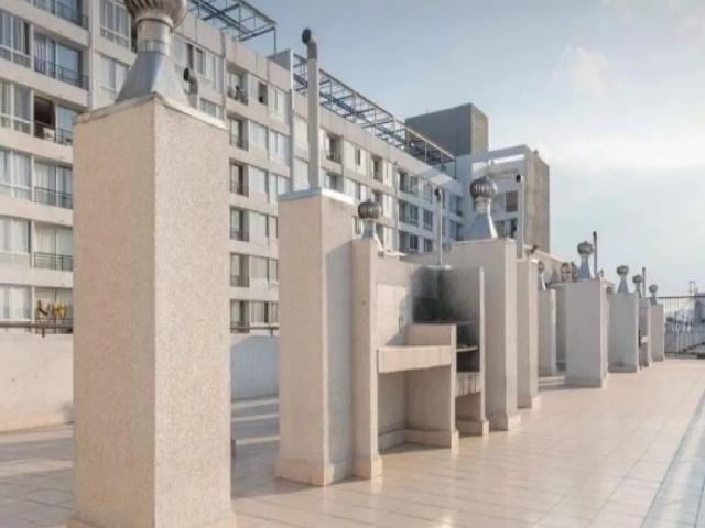 Se vende departamento con excelente conectividad, metro las rejas
