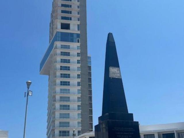SE VENDE DEPARTAMENTO CON VISTA AL MAR