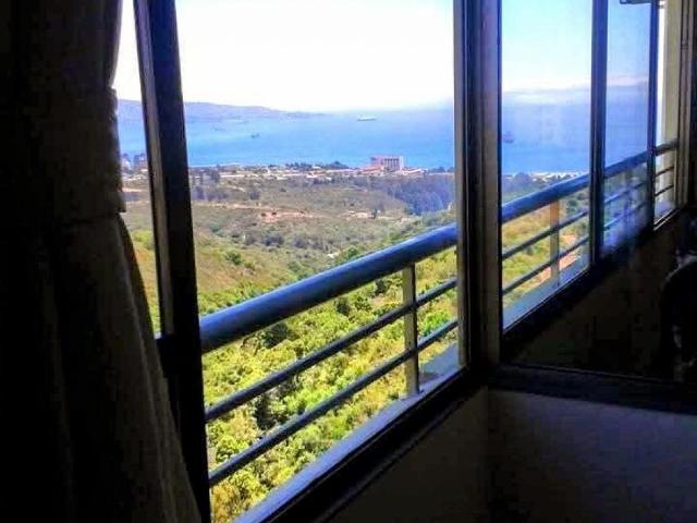 Se vende departamento con vista al mar