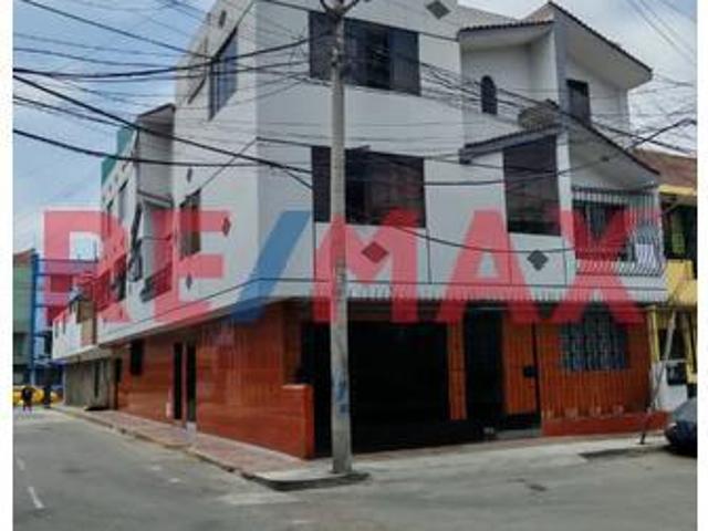 Se Vende Departamento En 3Er Piso Con Vista Exterior