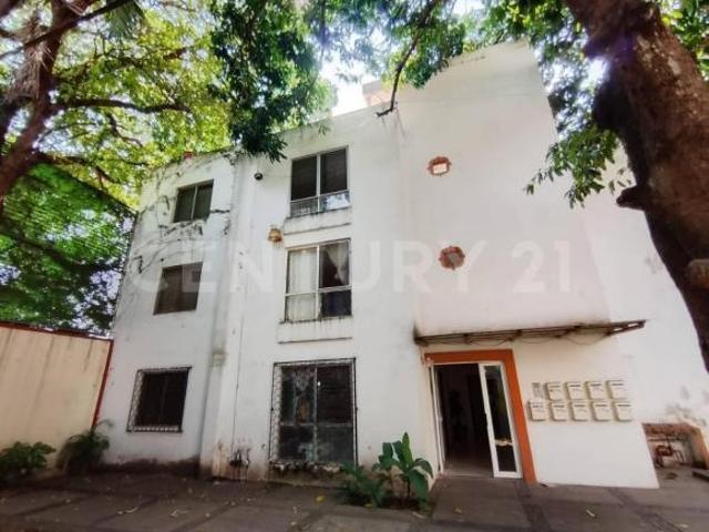 Se vende departamento en Av. Pedro Galván #359 C 1, Col. San Pablo, Colima