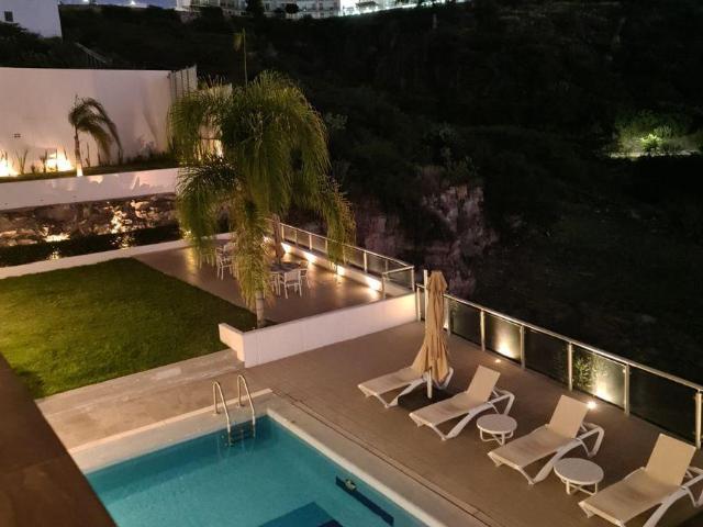 Se Vende Departamento en EL CAMPANARIO, 144 m2, Super Exclusivo, de LUJO!