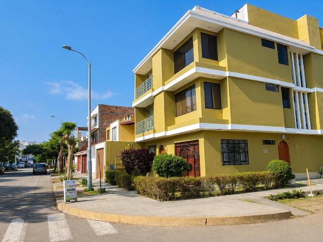 Se vende departamento en Los cedros de chorrillos