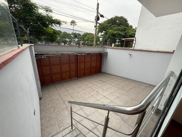 Se vende departamento en surco