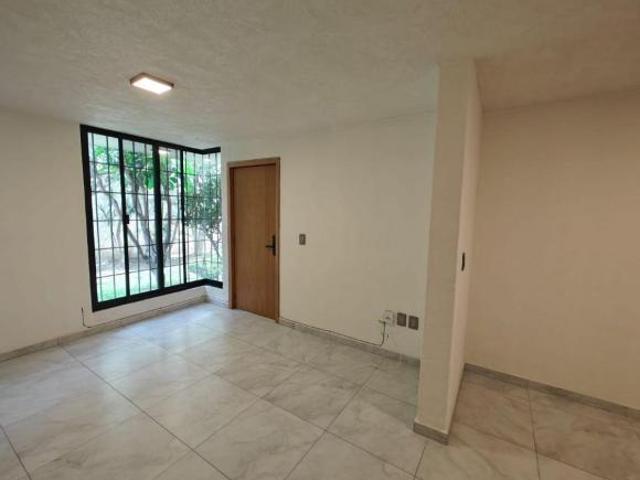 Se vende departamento en Real Vallarta