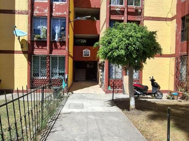 Se vende departamento en Unidad Agua Caliente