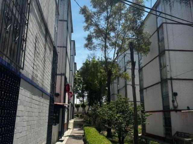 Se vende departamento en Unidad Tulipanes, Cuautitlan Izcalli, Estado de México