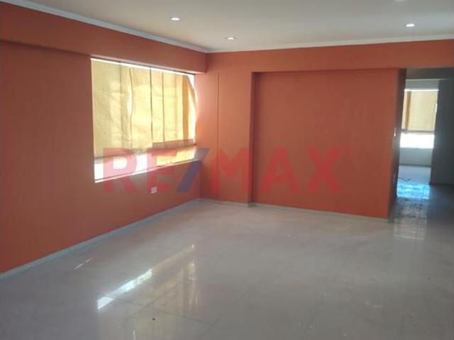 Se Vende Departamento Exclusivo En Avenida Jesus Paucarpata