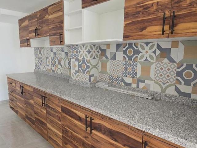 SE VENDE DEPARTAMENTO POR SAMS FARALLON, EN ACAPULCO, CON ALBERCA