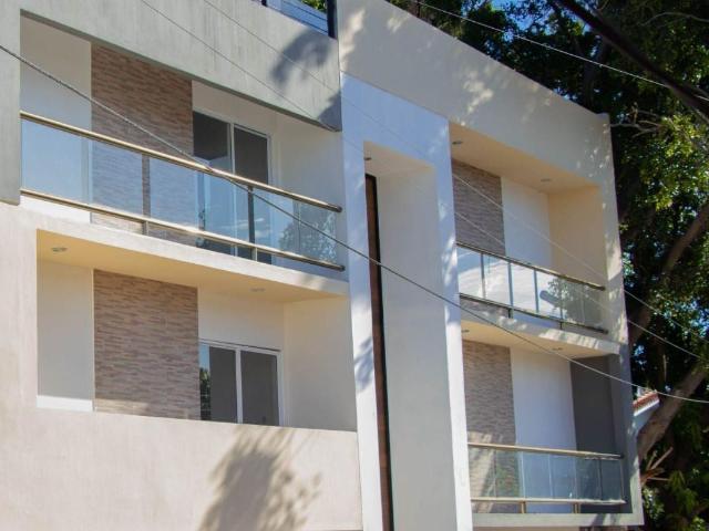 Se vende departamento por Teatro de la ciudad
