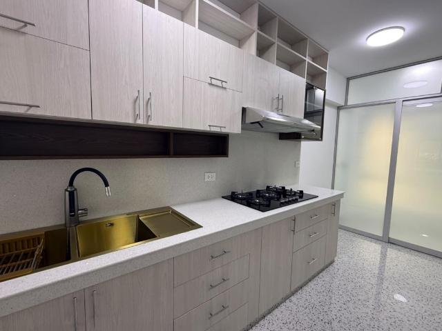 Se Vende Departamentos de 3 dorm en San Carlos cerca Univ. Continental
