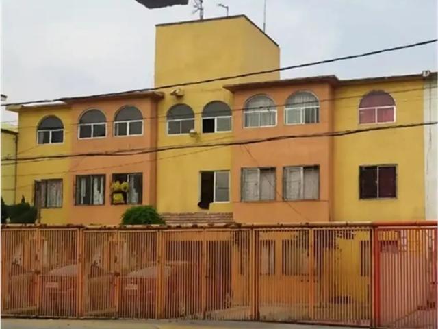 Se Vende Dpto. de Recuperación Bancaria en Fracc. Rey Neza, Nezahualcóyotl, EdoMex