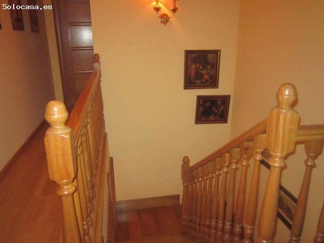 SE VENDE DÚPLEX DE 128 M2, 4 HAB SALÓN, COCINA, 2 BAÑOS, DESPENSA, TERRAZA 15 M2, ASCENSOR Y PLAZA