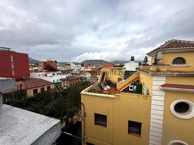 Se vende edificio 908m2 con dos amplios locales comerciale. 908m² San Cristóbal de La Laguna