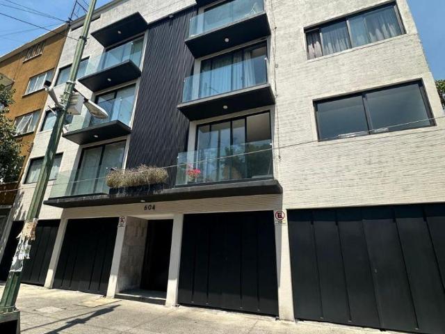 Se vende edificio habitacional en Colonia del Valle Sur
