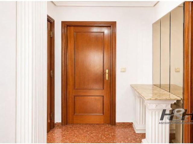 Se vende en Zona Burjassot Godella. / HH Asesores, Inmobiliaria en Burjassot/