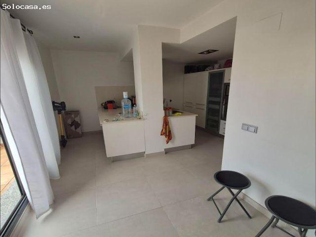SE VENDE ESPECTACULAR ATICO EN EL POLIGONIO 3 DE LA VALL DUIXO