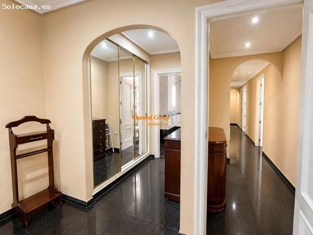 SE VENDE ESTUPENDO PISO CERCA DE LA PLAZA MADRID !