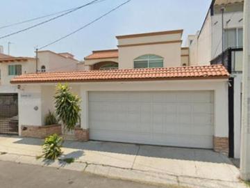 SE VENDE EXCELNTE CASA COL. GRAL ESCOBEDO, NUEVO LEON