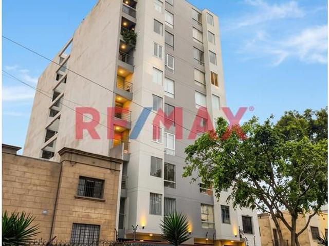 Se Vende Excelente Departamento En Jesus Maria Piso 10, Tiene 85.70 M2 + Aires Por 85.70 Inscritos En Sunarp, 3 Dorm Doble Cochera Lineal