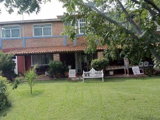 Se Vende Excelente Terreno con Casa Campestre en Lago de Cajititlán