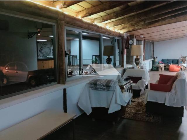 SE VENDE FINCA MAS VIVIENDAS CERCA CE CANILES
