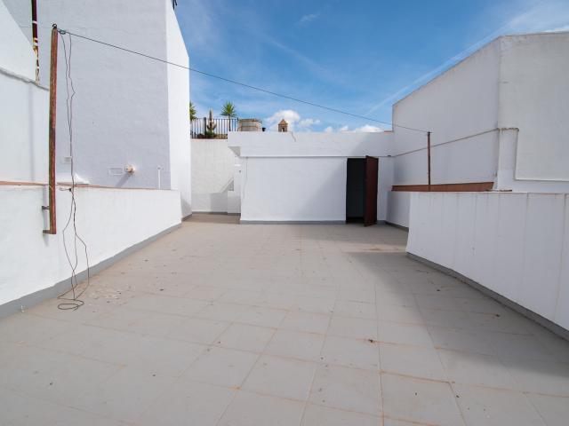 Se vende gran casa adosada en Vejer de la Frontera ID v2e3j