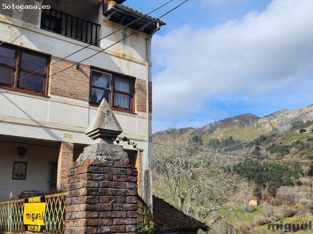 Se vende gran propiedad para rehabilitar en Abandames, Peñamellera Baja