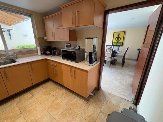 SE VENDE HERMOSA CASA EN CONDOMINIO