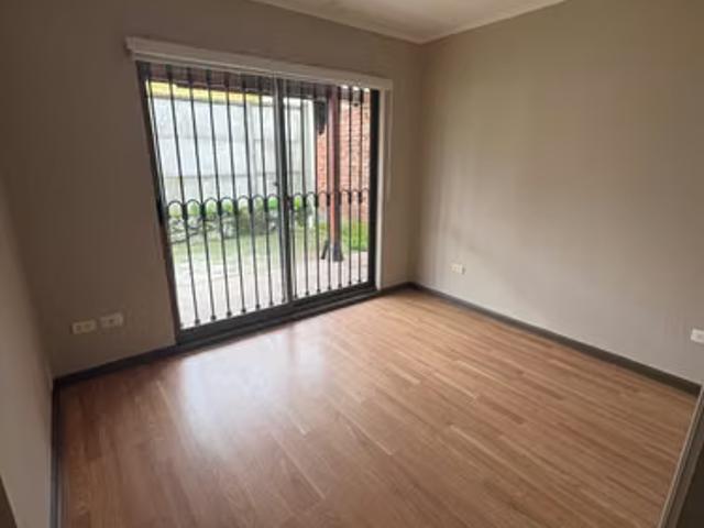 Se vende hermosa casa en hacienda los fundadores 1776 | dormitorios por 87000. 00 en Chillán Viejo